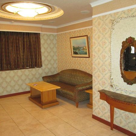 Huangjia Motel Tainan Luaran gambar