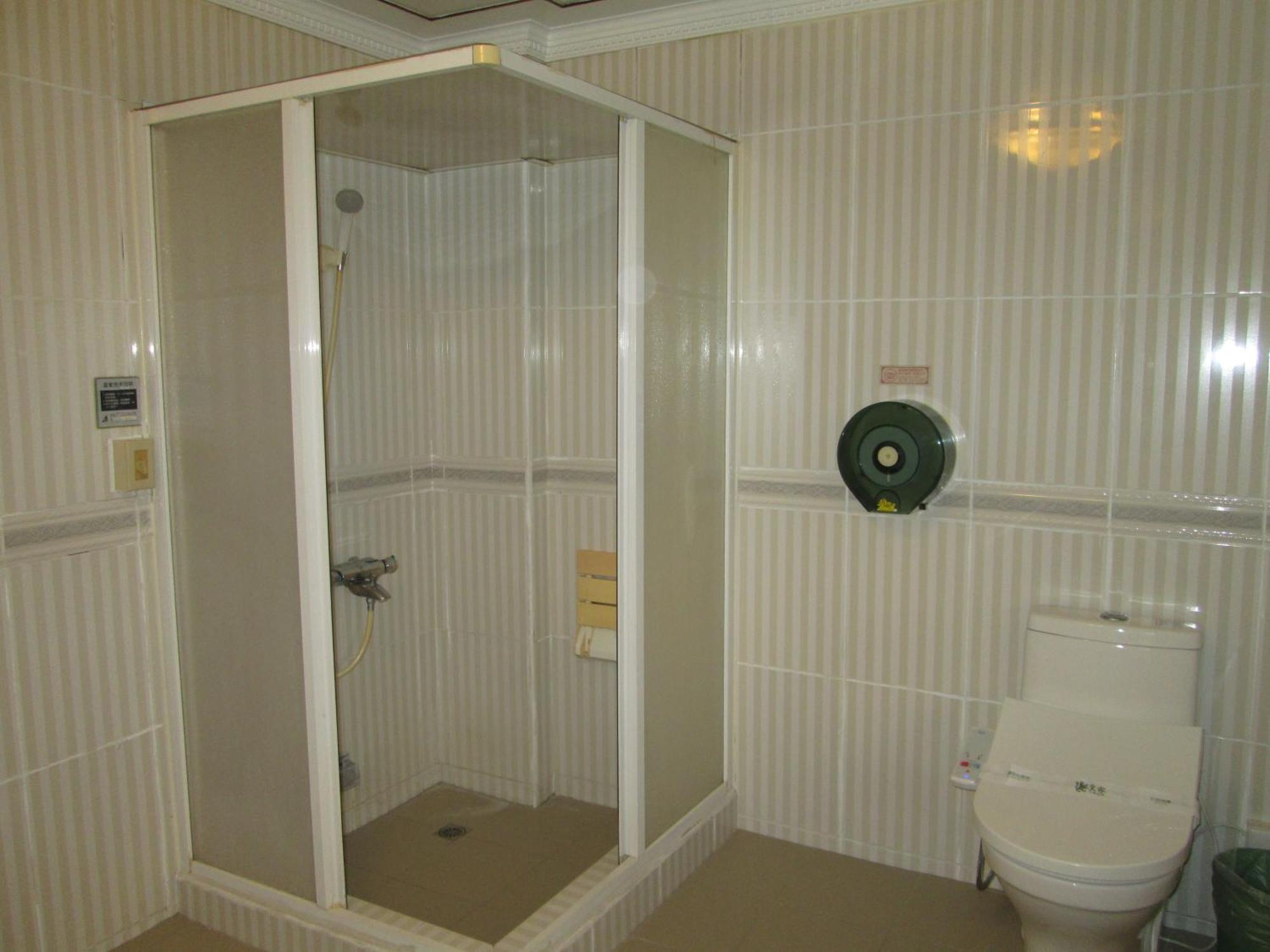 Huangjia Motel Tainan Luaran gambar