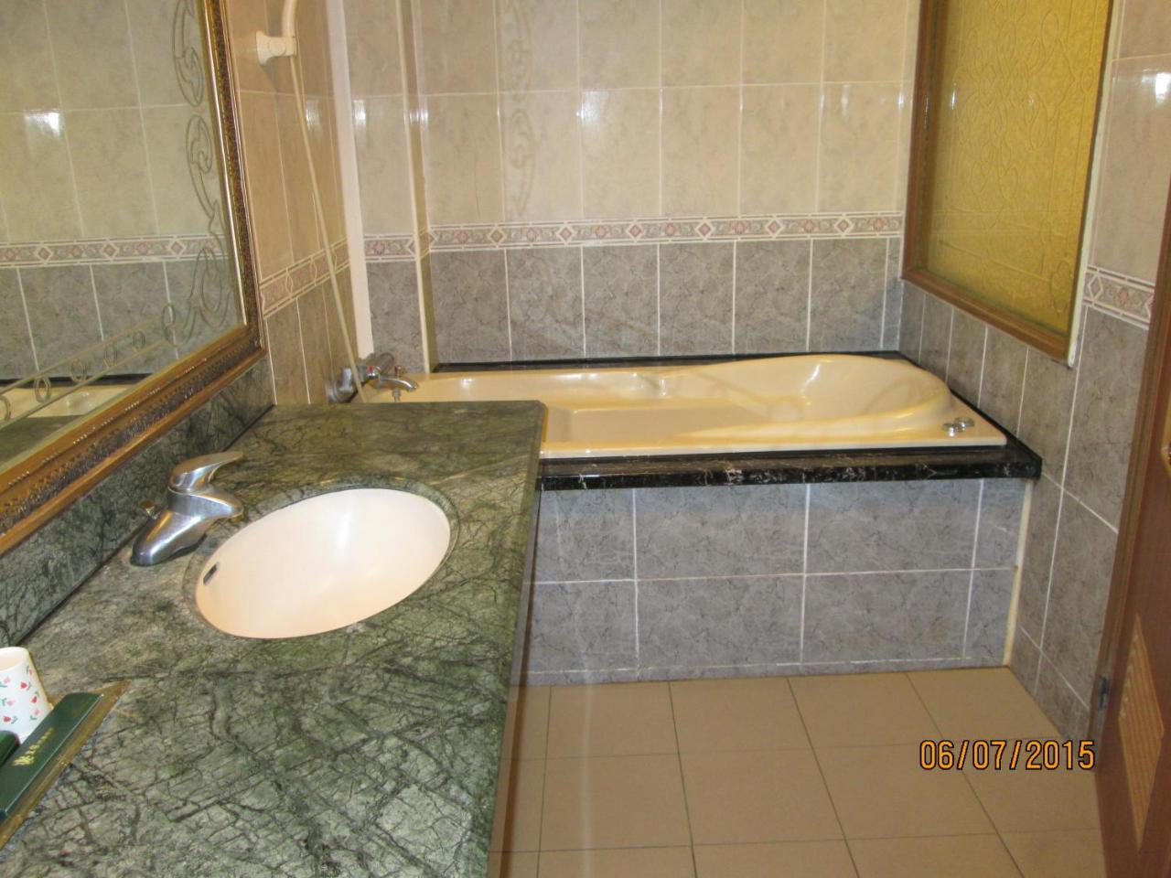 Huangjia Motel Tainan Luaran gambar