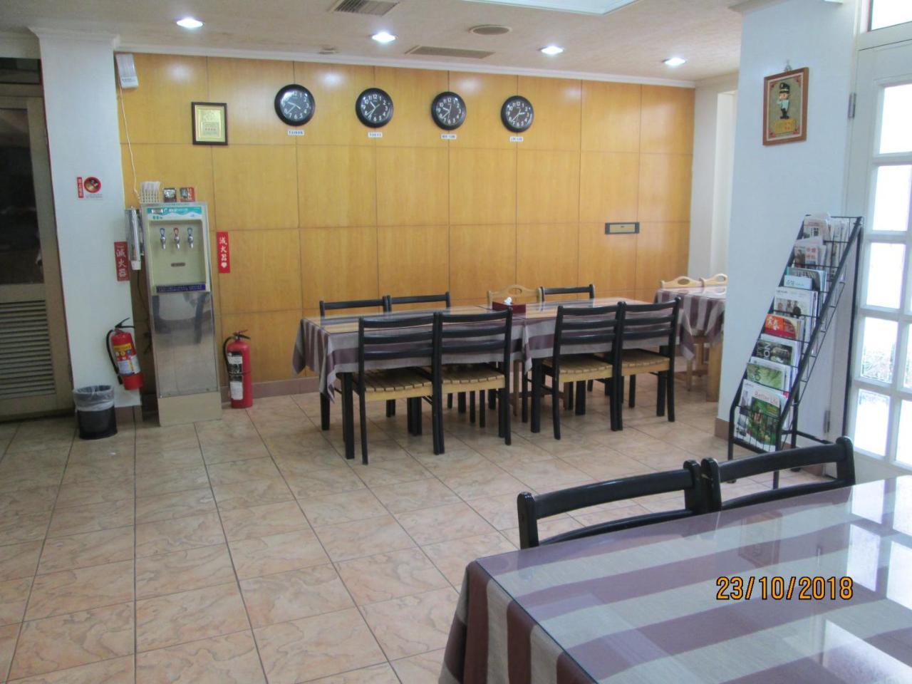 Huangjia Motel Tainan Luaran gambar